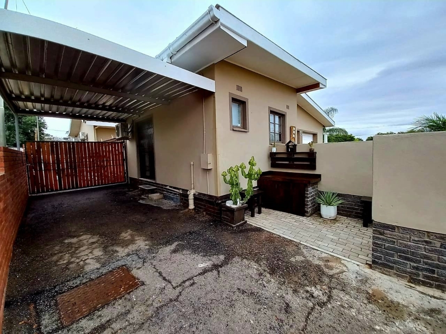 3 Bedroom Property for Sale in Vredendal Western Cape